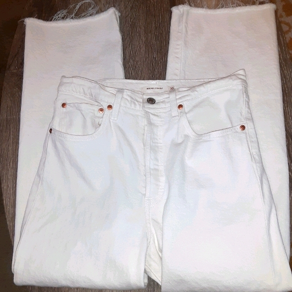 Levi's Denim - Levi's tile White Ribcage straight anklehigh ri…